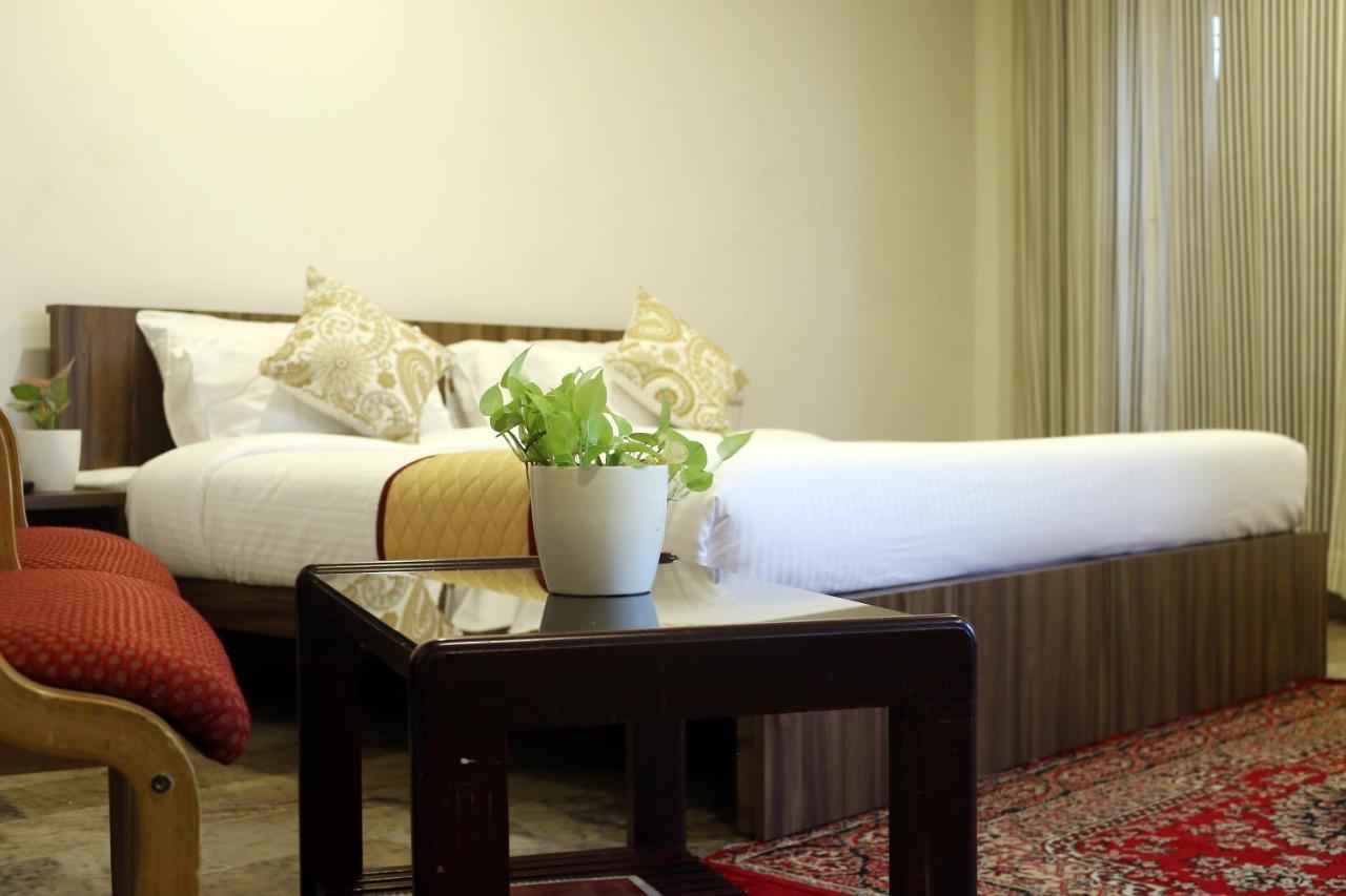 เดอะ รูบิส Hotel Kottakkal ภายนอก รูปภาพ