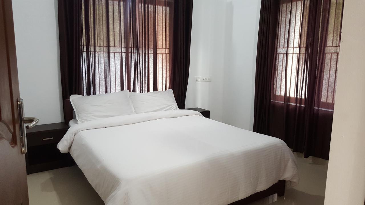 เดอะ รูบิส Hotel Kottakkal ภายนอก รูปภาพ
