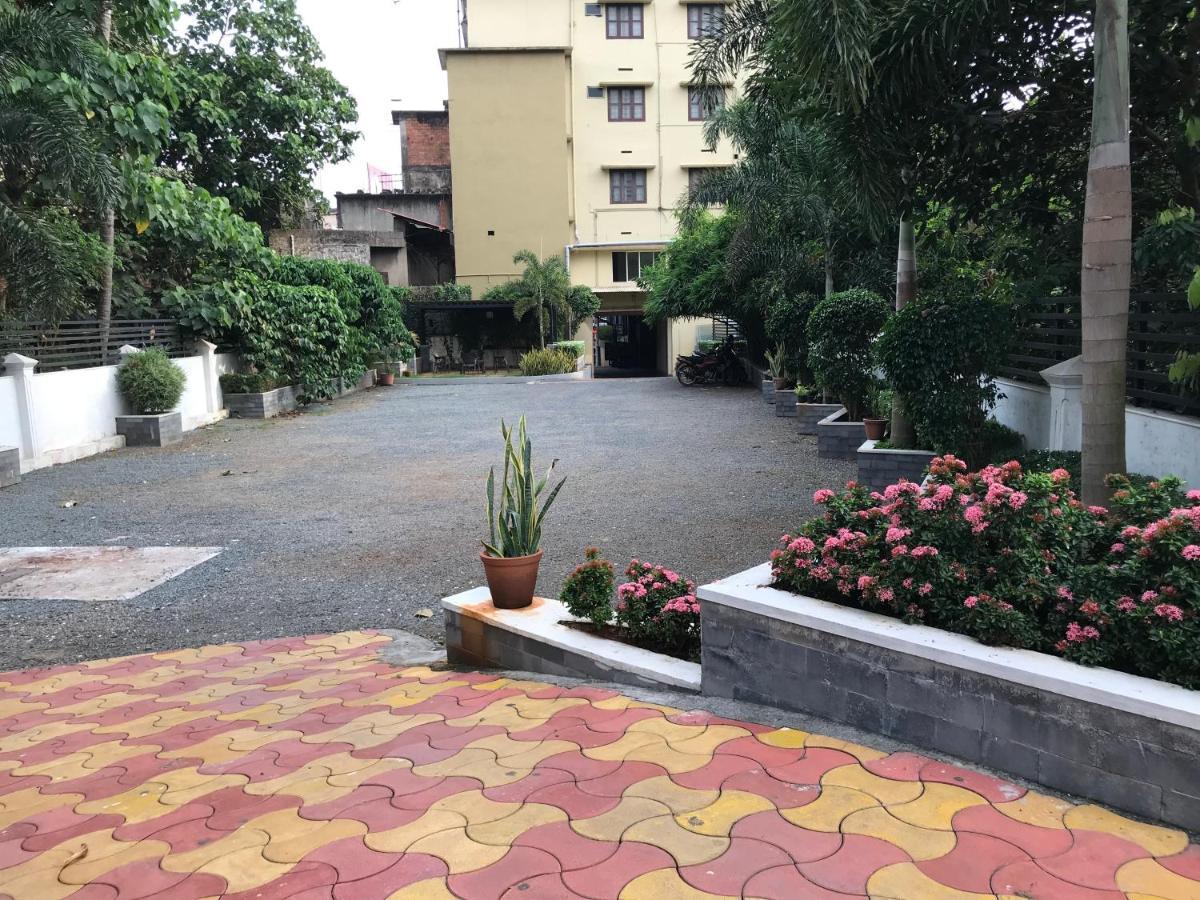 เดอะ รูบิส Hotel Kottakkal ภายนอก รูปภาพ